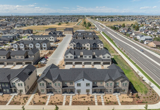 FREE RENT! 8 weeks FREE on 3 bedrooms, Move in NOW! Deposits only $1,000 – photo 1