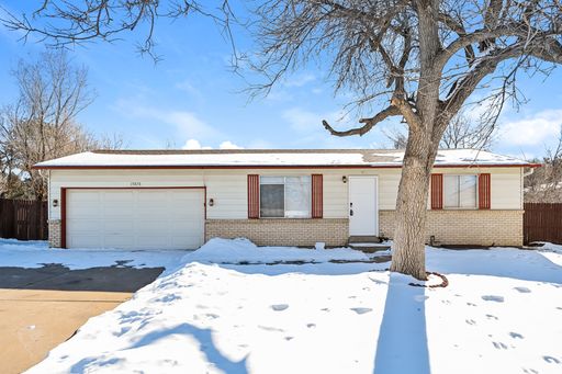 15876 E Cornell Place, Aurora, CO 80013