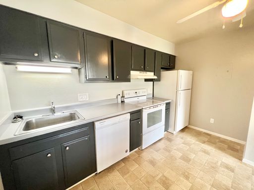 COMING SOON! Mid-September Move-In with Move in Special! – photo 1