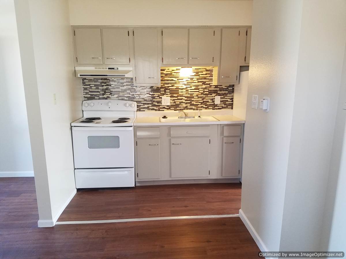 1931 Henderson Avenue, Unit 9, Colorado Springs, CO 80904