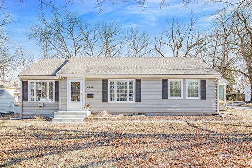 Coming Soon! Cozy Updated Fairway home ready to find its new residents!!