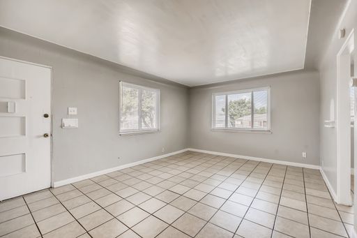 Beautiful 1 Bedroom apartment Close to Medical Campus! – photo 1