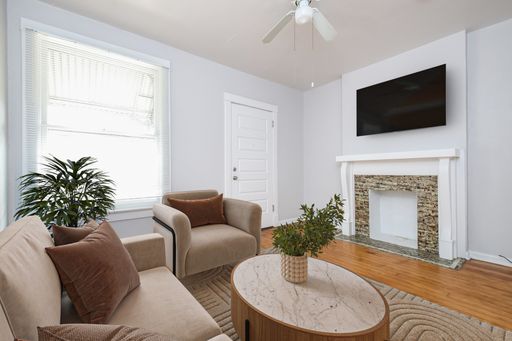 Great Live-Work Space in Berkeley/Highlands Neighborhood in Denver! 2 bed 1 bath. Available September 2026. – photo 1