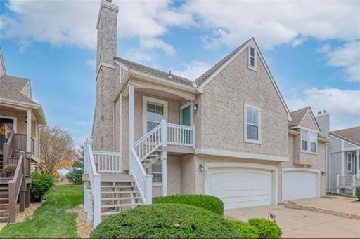 Coming SOON: Beautiful townhome in a prime Lenexa location! – photo 1
