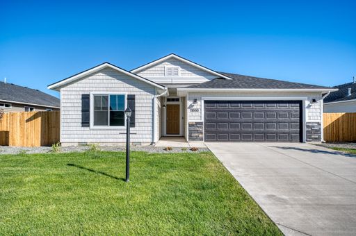 Charming 4bd/2bth Home | Smart House! | Open Floor Plan – photo 1
