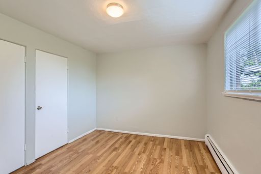***ONE MONTH FREE!*** Convenient 1-Bedroom Apartment in the Heart of Harvey Park! – photo 1