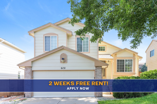 2 WEEKS FREE RENT IF MOVED IN BY 9/15! Split level 3 bed 3 bath home in Highlands Ranch - Highly Desirable Area and School District! FREE 55” TV IF MOVED IN BY 8/31! – photo 1