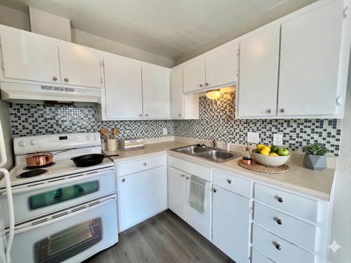 No Rent Until September 2026! – photo 1