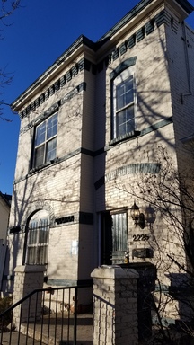 Beautiful Highland Turn of The Century Home! Hardwood Floors, Urban Garden, Huge Open Kitchen/Living-room & MORE! – photo 1