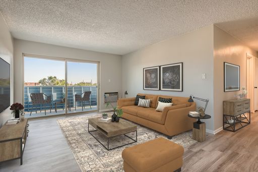 ***2 WEEKS FREE!*** Newly Renovated and Spacious - 2 bed/1bath College view Apartment! Central Location off Federal Blvd! – photo 1