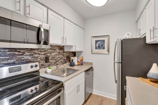 180 Flats - Elevated Living, Steps from Cherry Creek! – photo 1