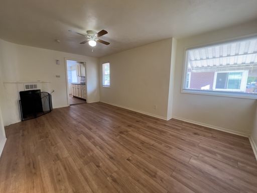 Remodeled 1bd/1bath | Large Backyard | Close to Shopping & Dining – photo 1