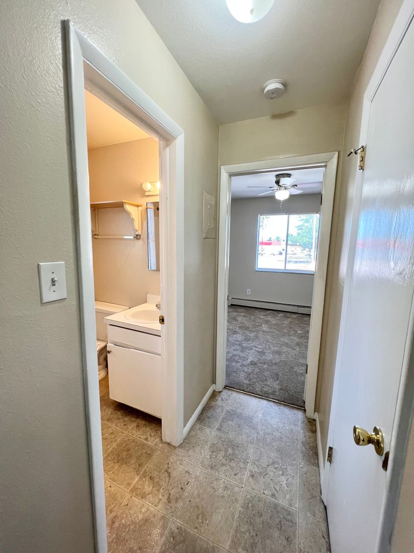 2924 N Arcadia Street, Unit 25, Colorado Springs, CO 80907