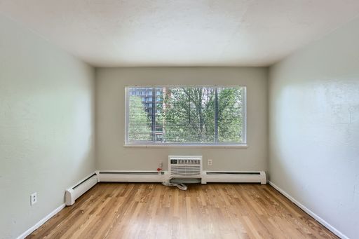 ***ONE MONTH FREE!*** Now Available - Affordable 2 BED/1 BATH Apartment Near S Federal Blvd with Prime Denver Location! – photo 1