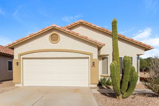 REMODELED NORTHWEST HOME FOR RENT! – photo 1