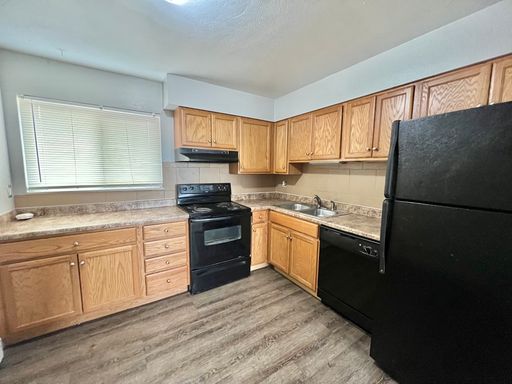 Showings Available Today with $500 Gift Card! – photo 1