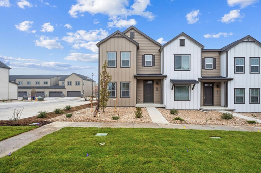 FREE RENT, 8 weeks free on 4-bedrooms. Deposits just $1,000! – photo 1