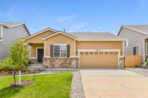 COMING SOON! || Amazing 4 bed 3 bath with A/C! – photo 1