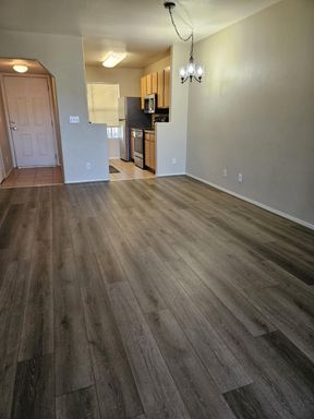 Listing photo thumbnail