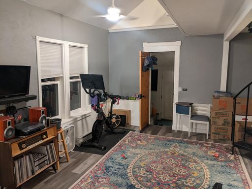Listing photo thumbnail