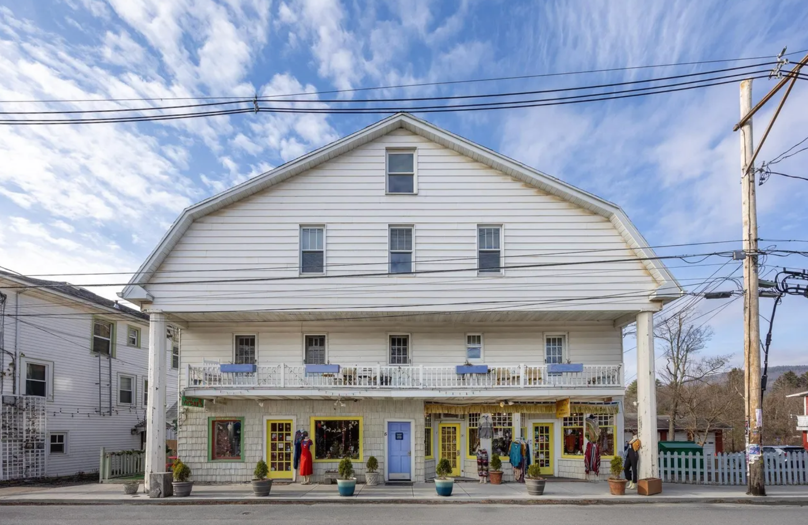 Woodstock Apartment: 5-7 Rock City Road