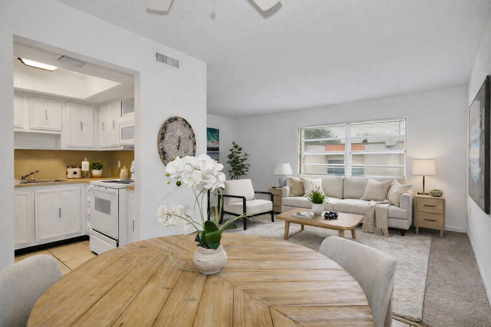 Kenneth City Apartment: 5255 62nd Street N