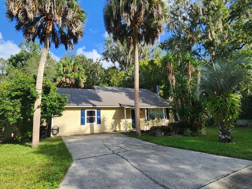 FOR RENT 4 bed 3 bath home – photo 1