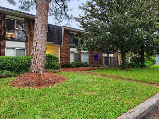 FOR RENT 1 bed 1 bath condo across VA hospital, available now. – photo 1