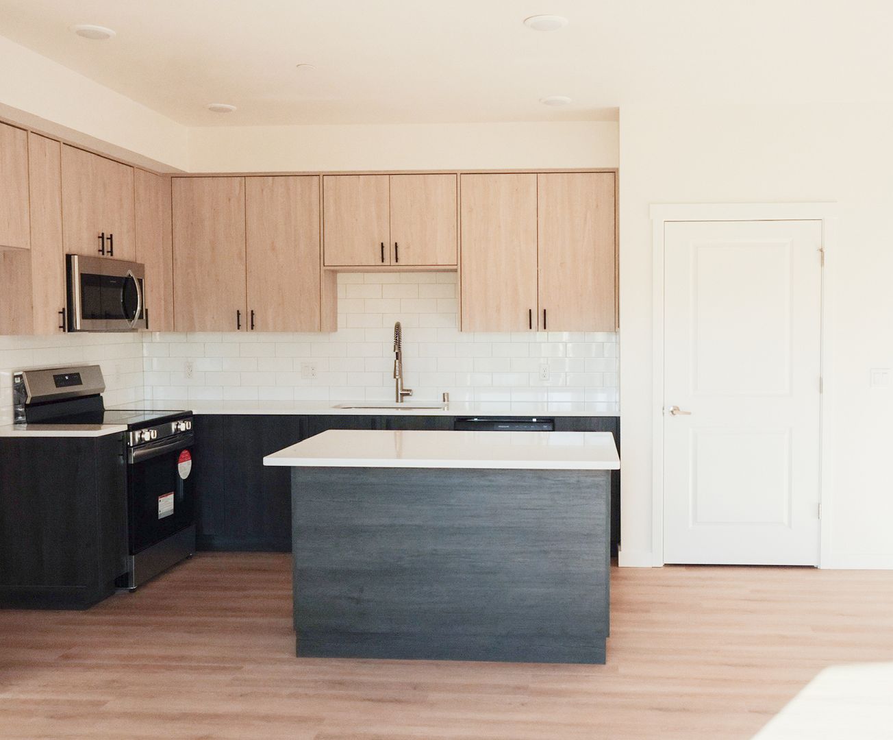 Vancouver Apartment: 8003 NE 13th Ave