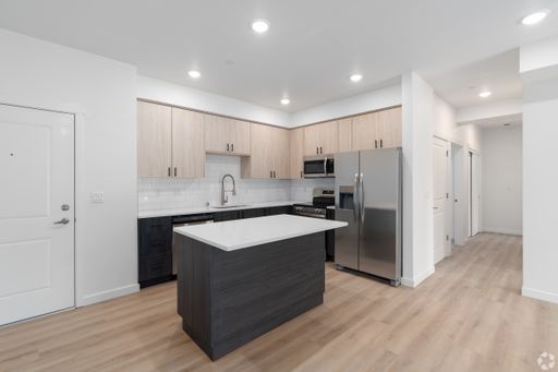 Hazel 78 Brand New 2 BR 2BA – photo 1