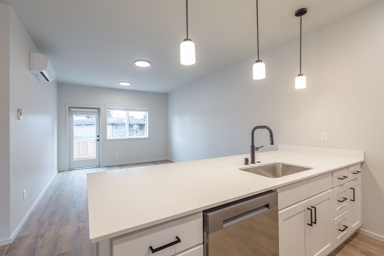 Vancouver Apartment: 4202 NE Morrow Rd.