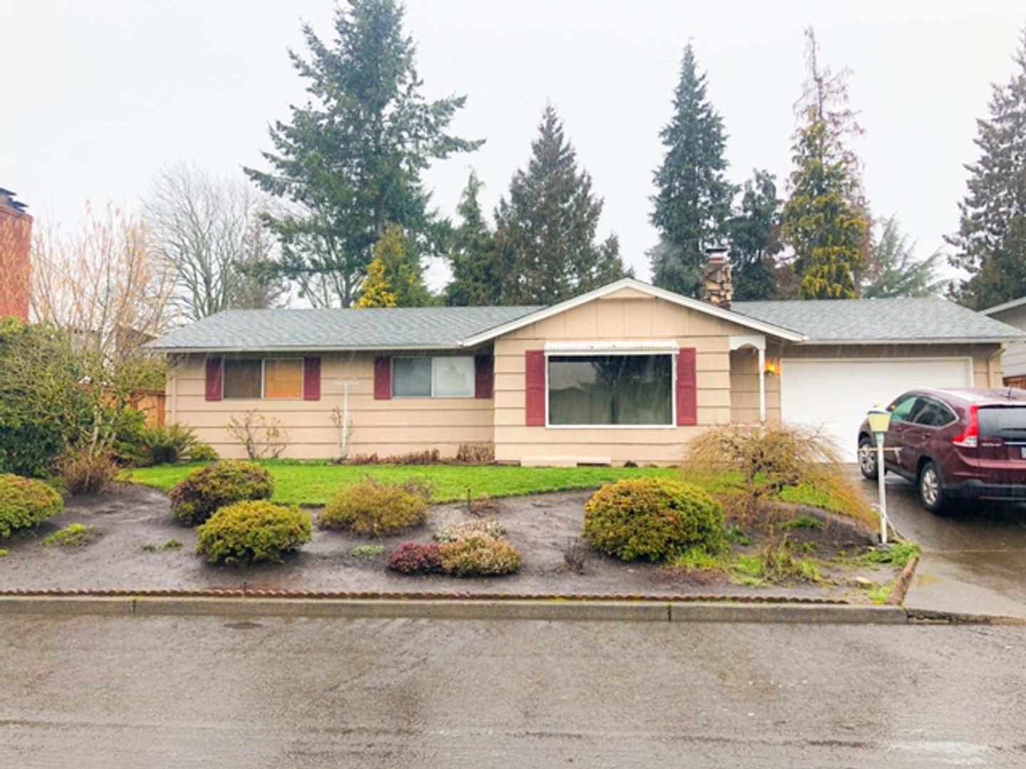 Portland House: 6515 SE Aspen St