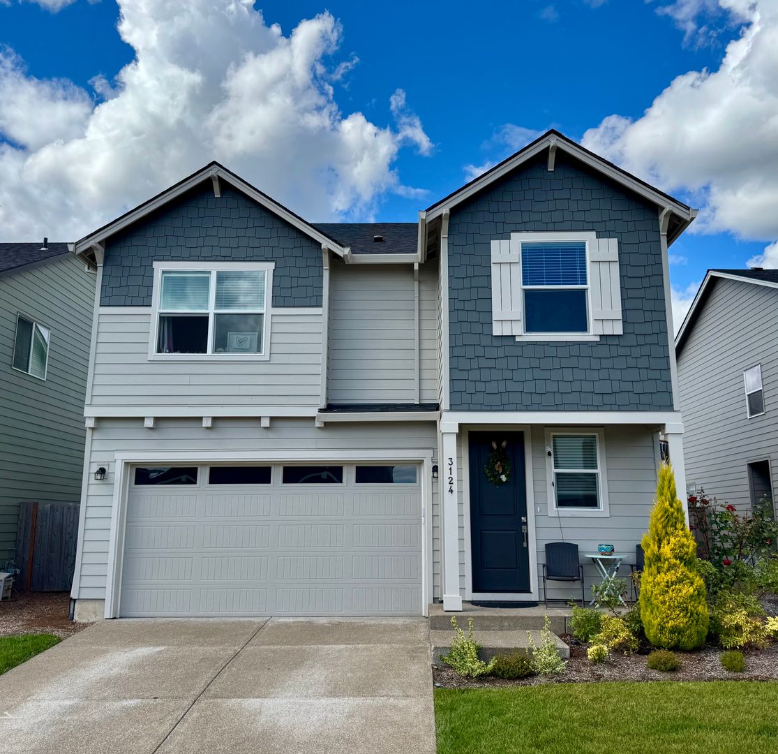 Cornelius House: 3124 S Oleander St