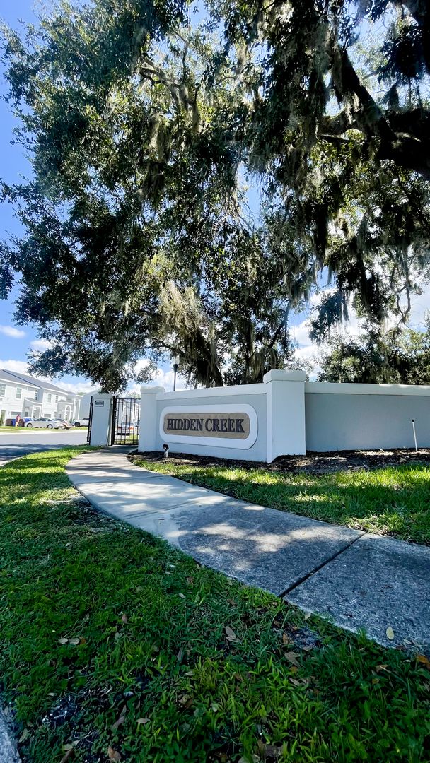 Kissimmee Townhome: 4385 Gardenstone Court