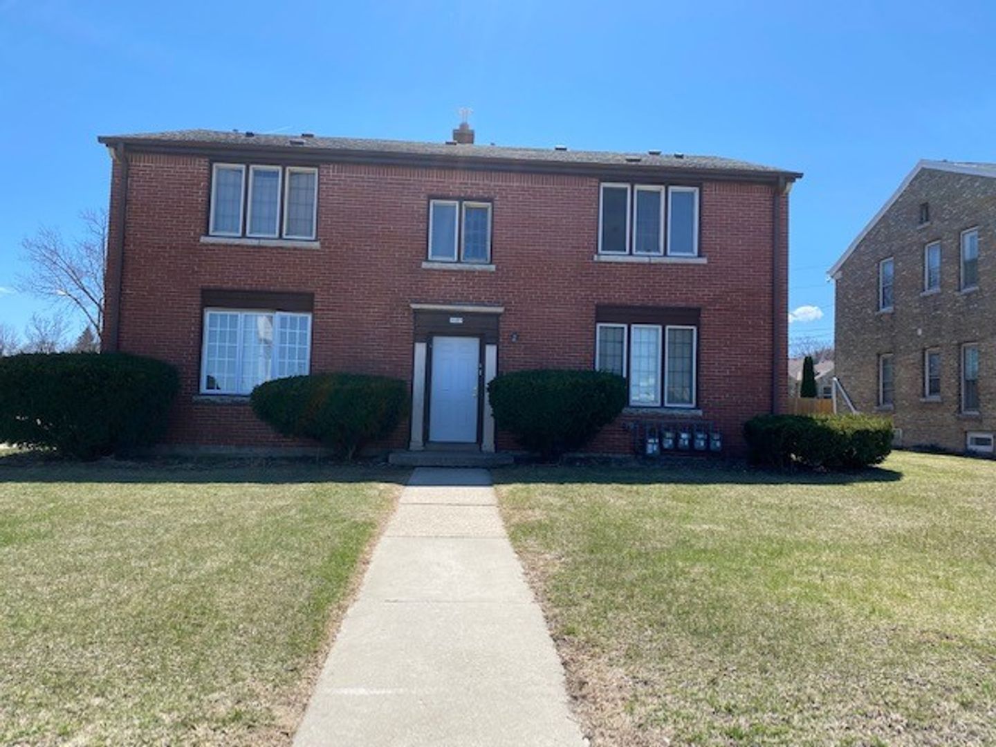 Milwaukee Apartment: 5605 W. Capitol Dr.