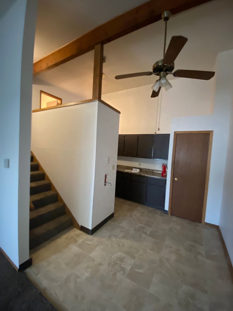 Milwaukee Apartment: 9100-9120 W. Lisbon Ave.