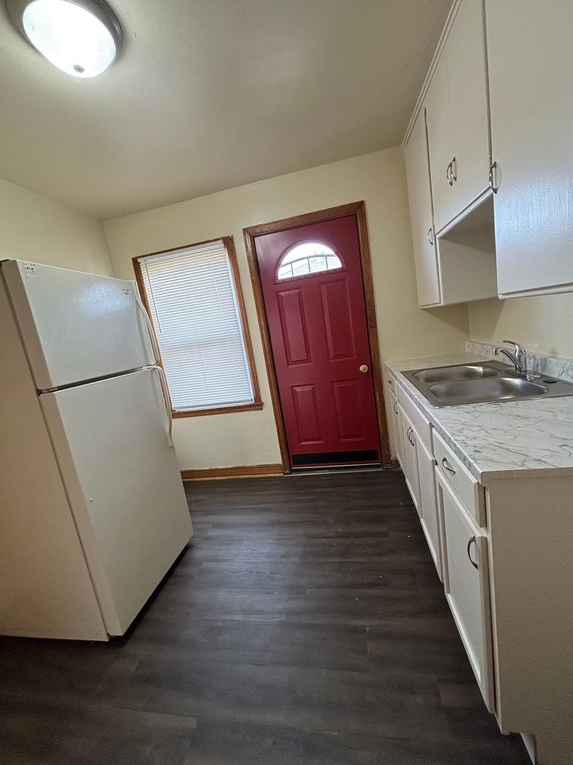 Milwaukee Apartment: 7224 W. Burleigh St.