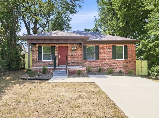 1309 W. 19th Street | 5 Bedrooms | 3 Bathrooms ~ Open House*Every Friday 12:30pm-2pm ~ – photo 1