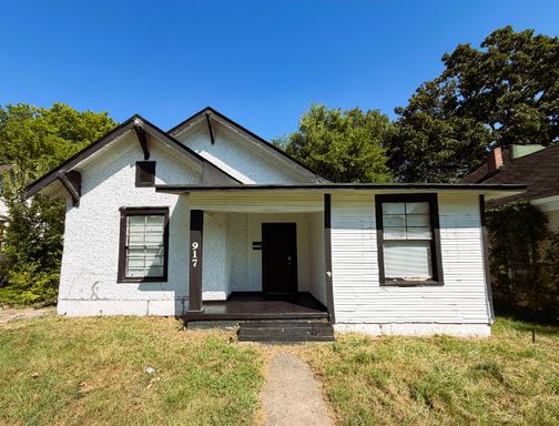 917 Jefferson Street | 3 Bedrooms | 2 Bathrooms | 1/2 Off First Month's Rent Special!!!! – photo 1