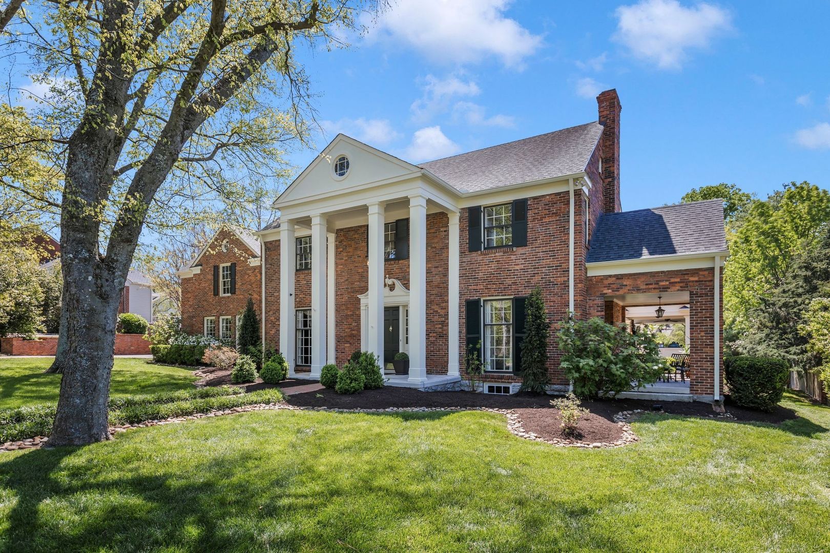 Nashville House: 2433 Golf Club Ln.