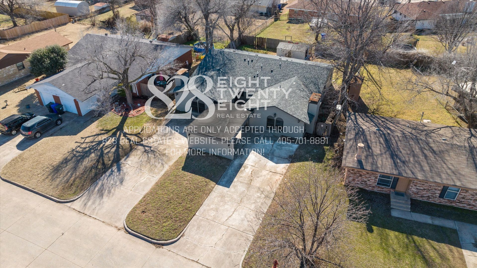 Norman Multiplex: 2266 Donna Dr
