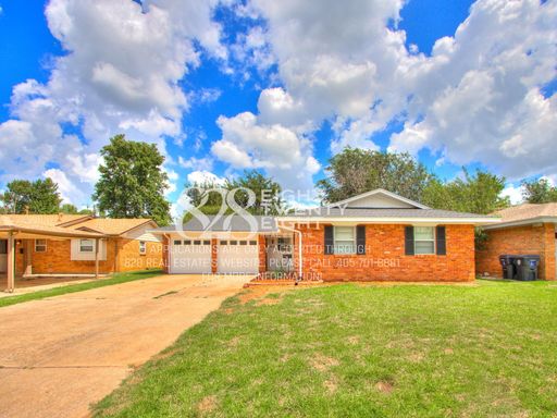 *AVAILABLE NOW!* Recently Updated 3 Bed/2 Bath Single Family Home Near Lake Overholser! – photo 1