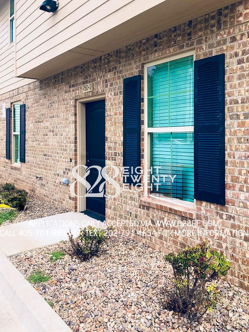 Norman Apartment: Jenkins Duo