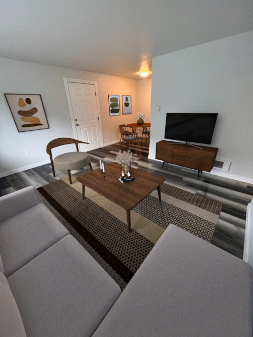 Everett Apartment: 4126 Hoyt Ave