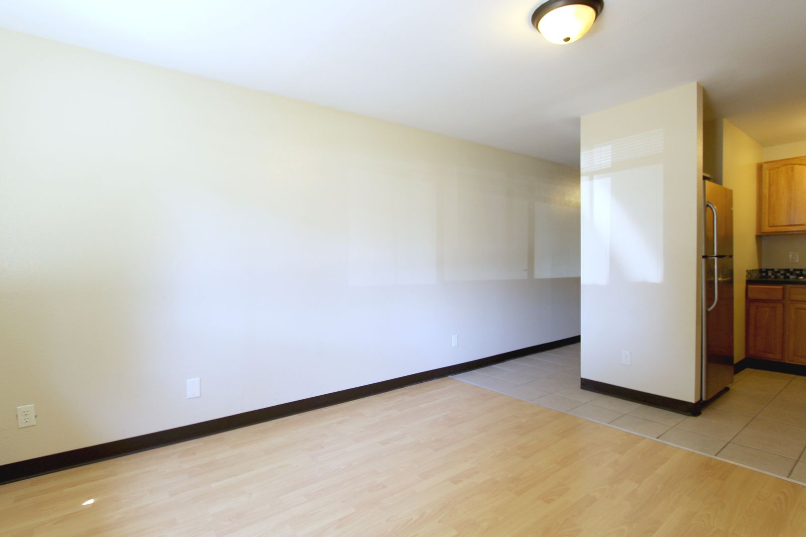 Burien Apartment: 15411 4th Ave SW