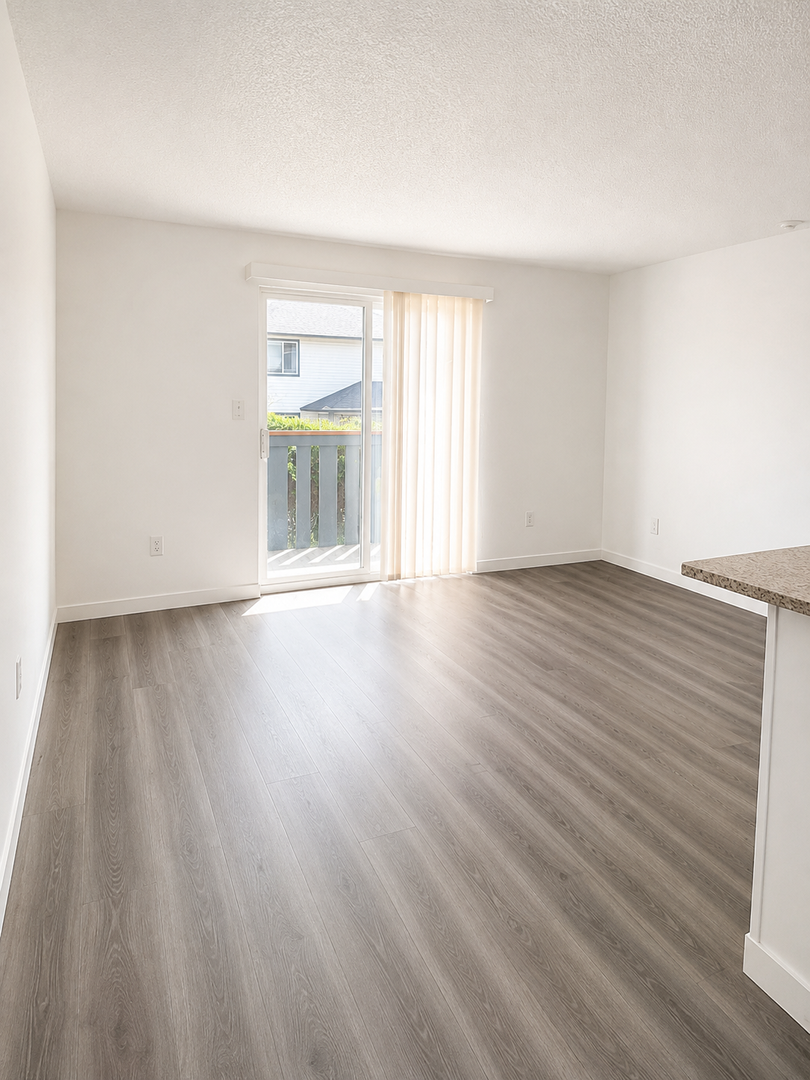 Bothell Apartment: 11119 Woodinville Dr