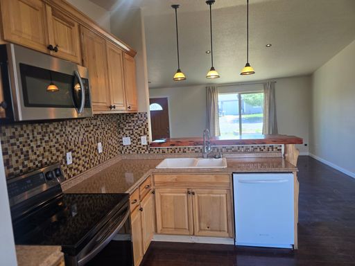 $500 RENT CREDIT — MOVE-IN SPECIAL