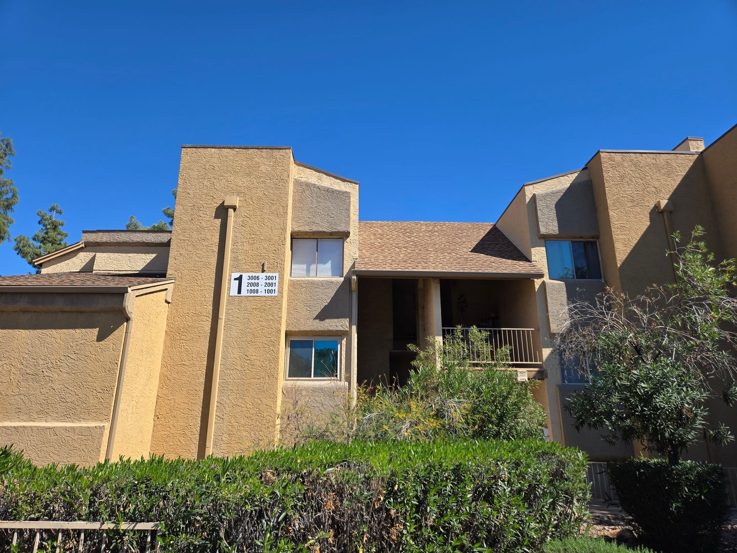 Phoenix Condo: 18811 N. 19th Ave #3006