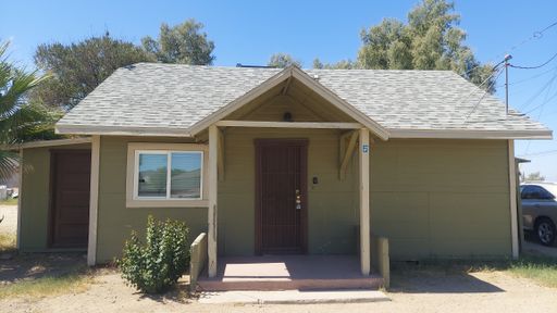 ADORABLE LAVEEN BUNGALOW!