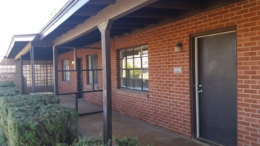 Glendale Townhome: 7235 N 55th Ave